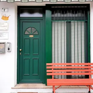Queen Elizabeth - Bed & Breakfast Argenta